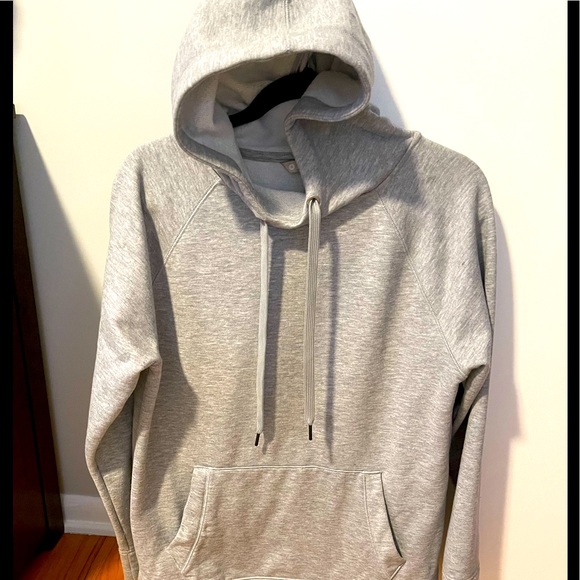 Athleta Tops - EUC Athleta Sweatshirt - SIZE - SMALL